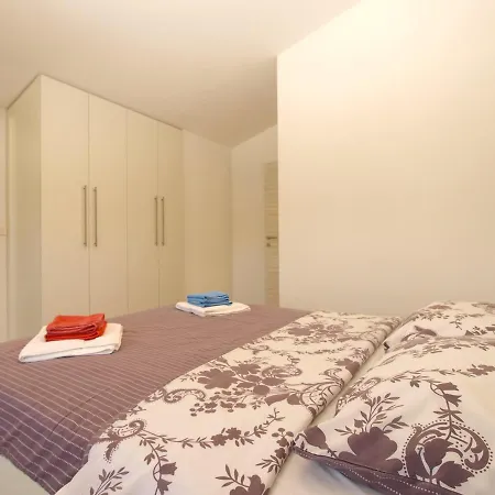 Holiday home House Surida 1678 Pula