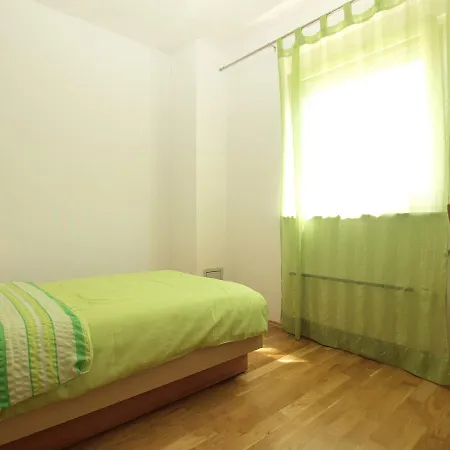 Dom wakacyjny House Surida 1678 Pula