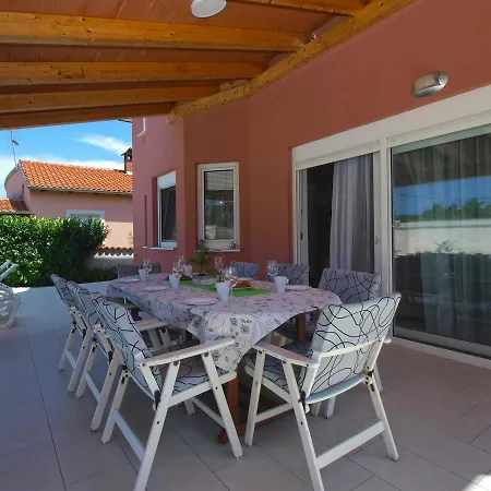 House Surida 1678 Pula