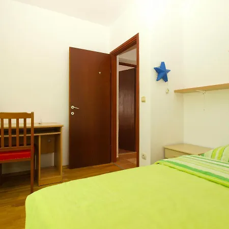 Dom wakacyjny House Surida 1678 Pula