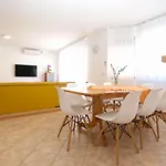 House Surida 1678 בית נופש פולה